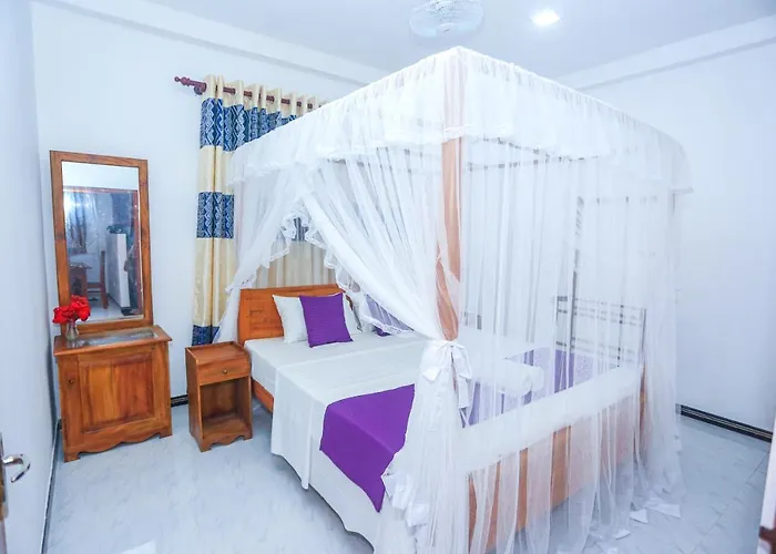Life House Unawatuna